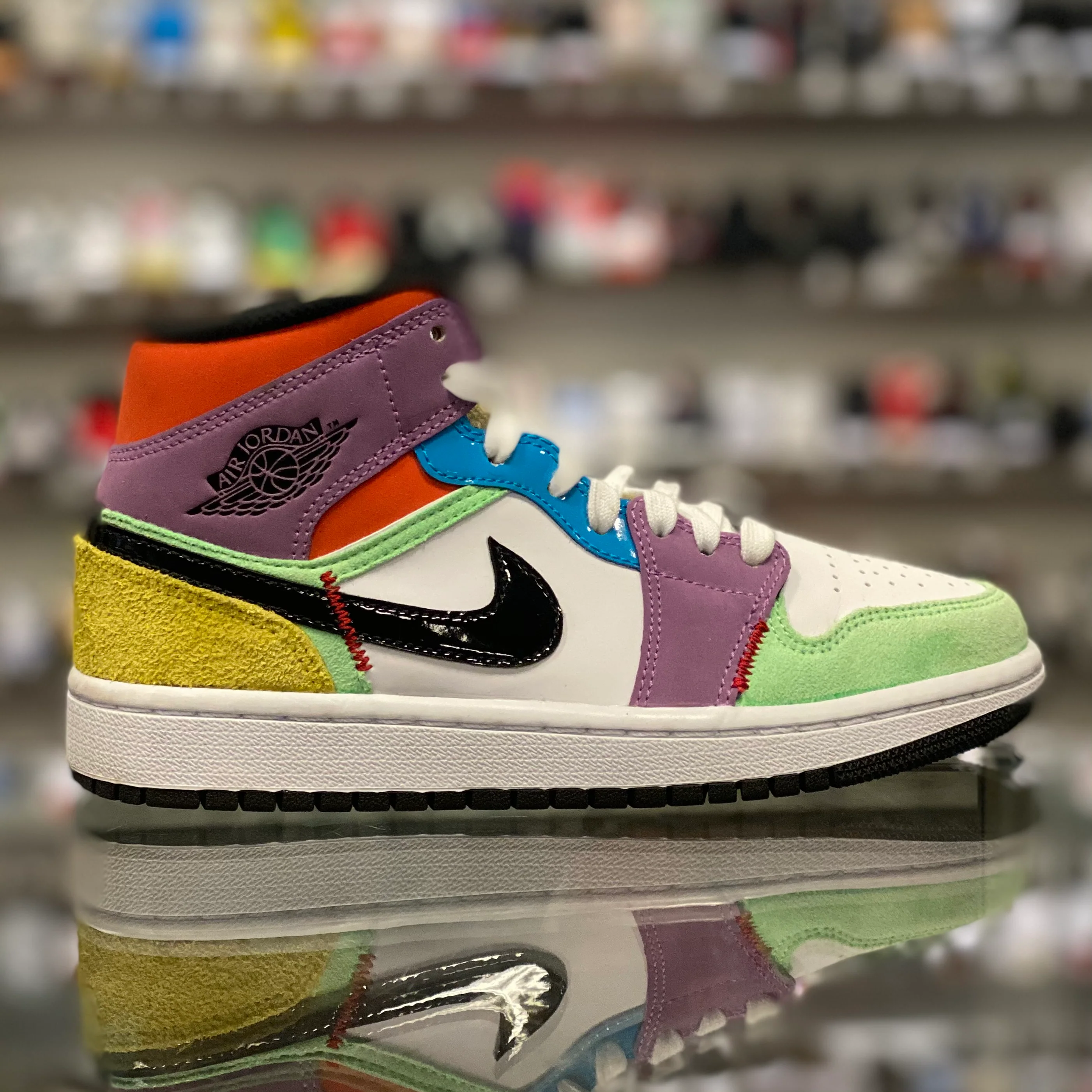 Air Jordan 1 Mid Retro “LightBulb” - Image 3