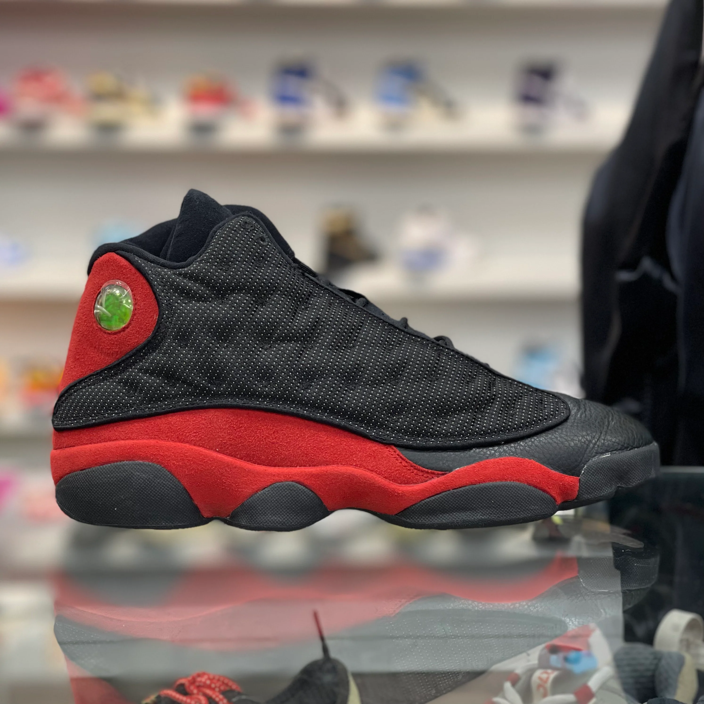 Air Jordan 13 “Bred” 2004 - Image 2