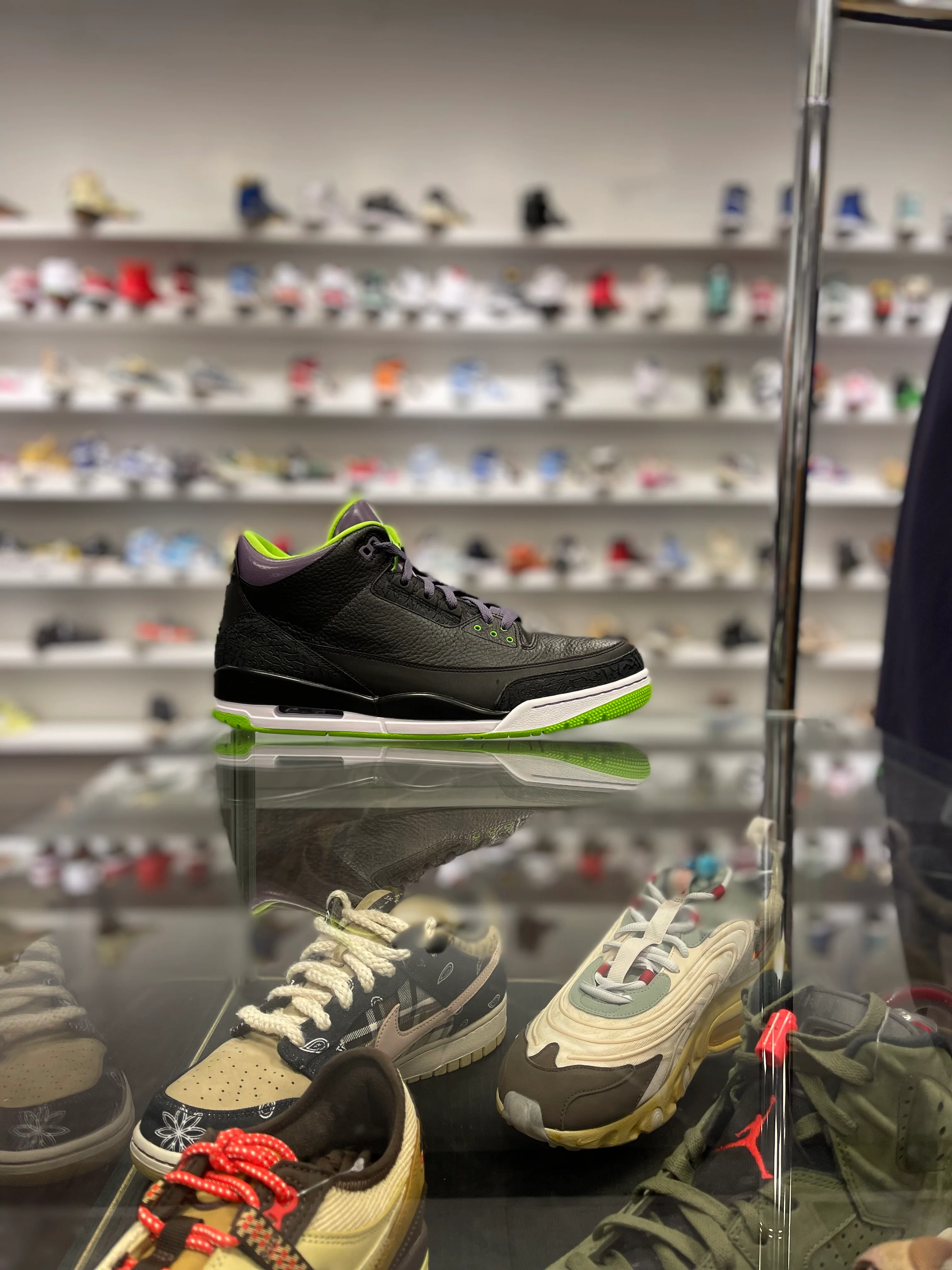 Air Jordan 3 Retro “Joker” - Image 4