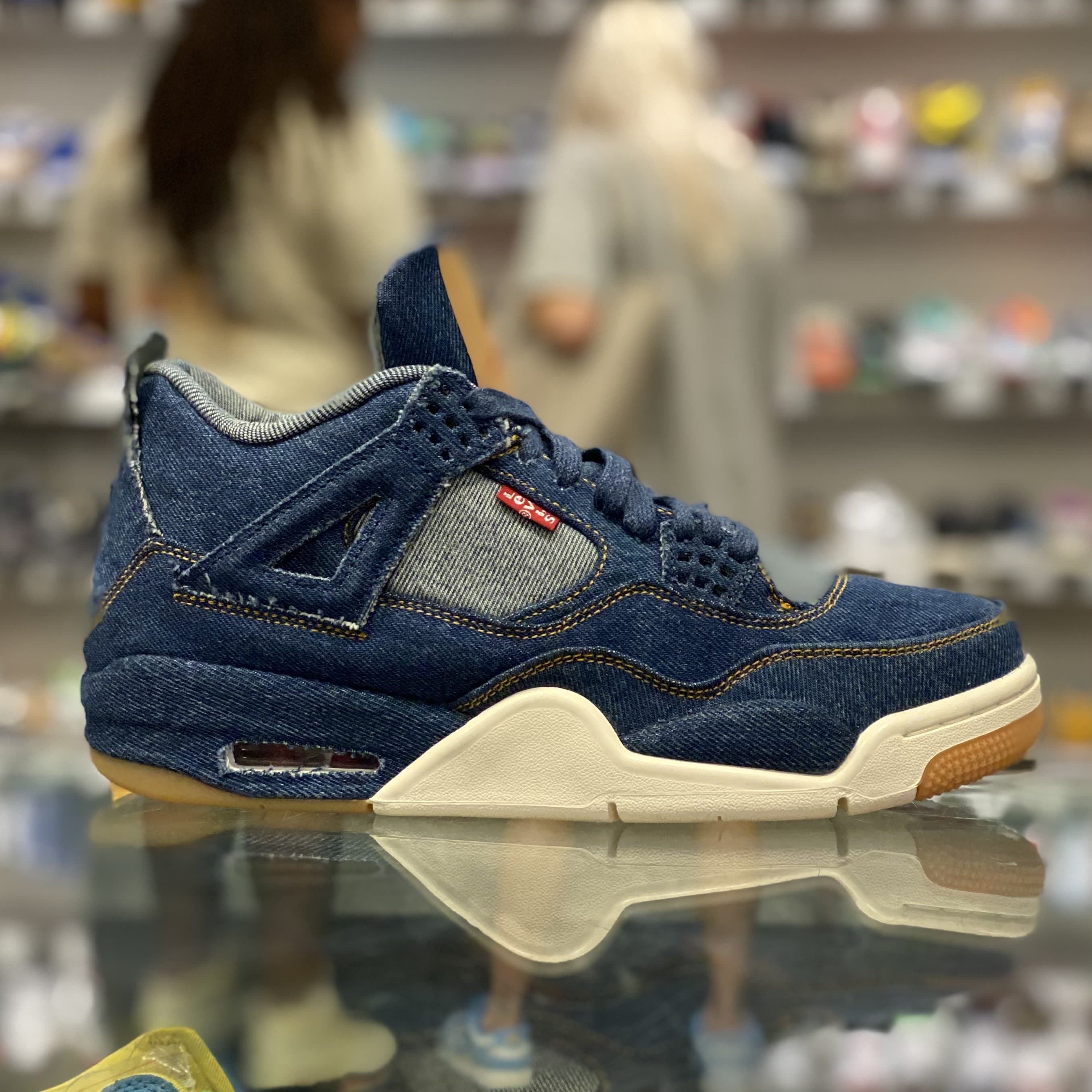 Air Jordan 4 Retro “Levi’s Blue” - Image 4