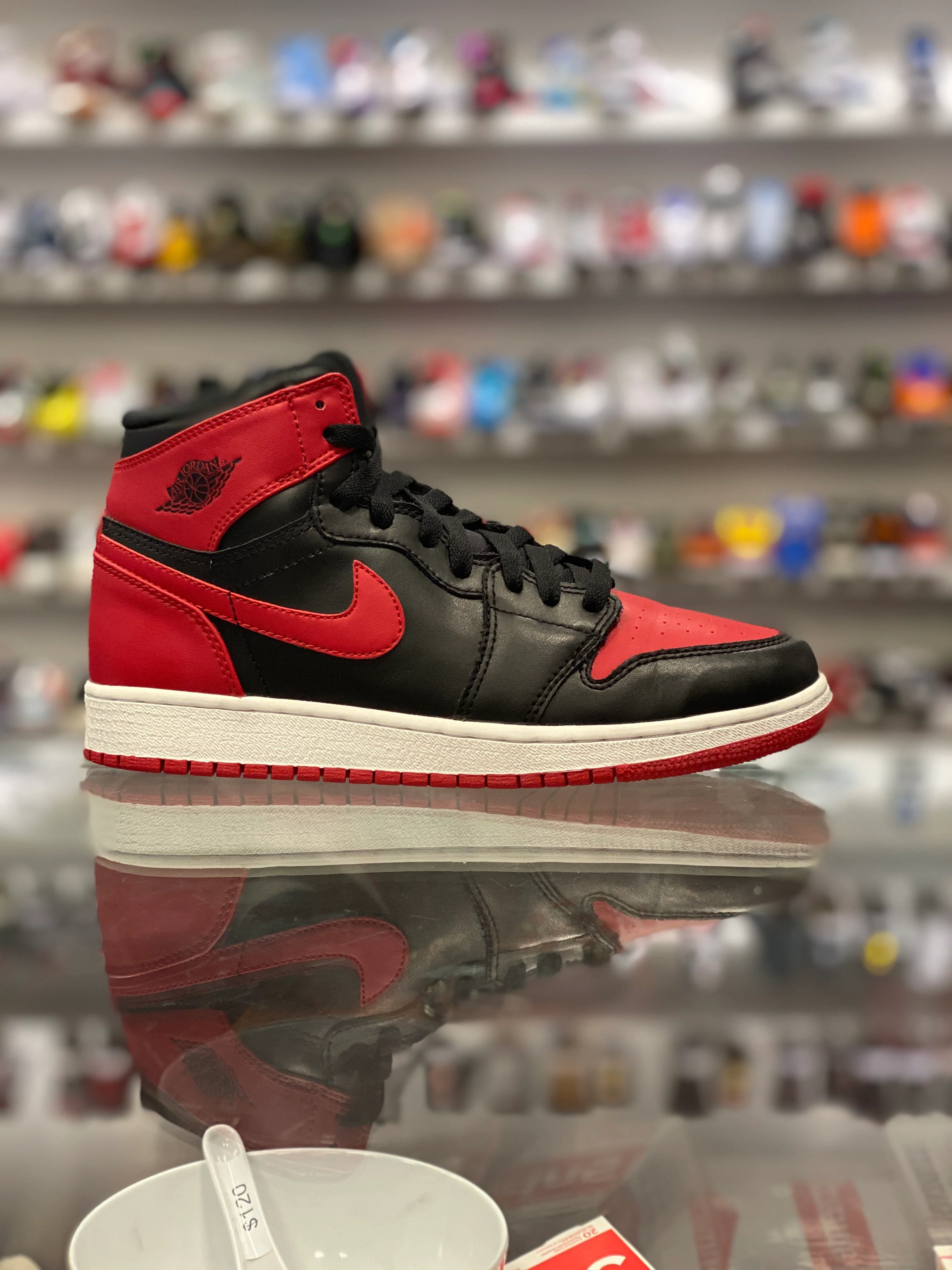 Air Jordan Retro 1 “2013 Bred” - Image 2