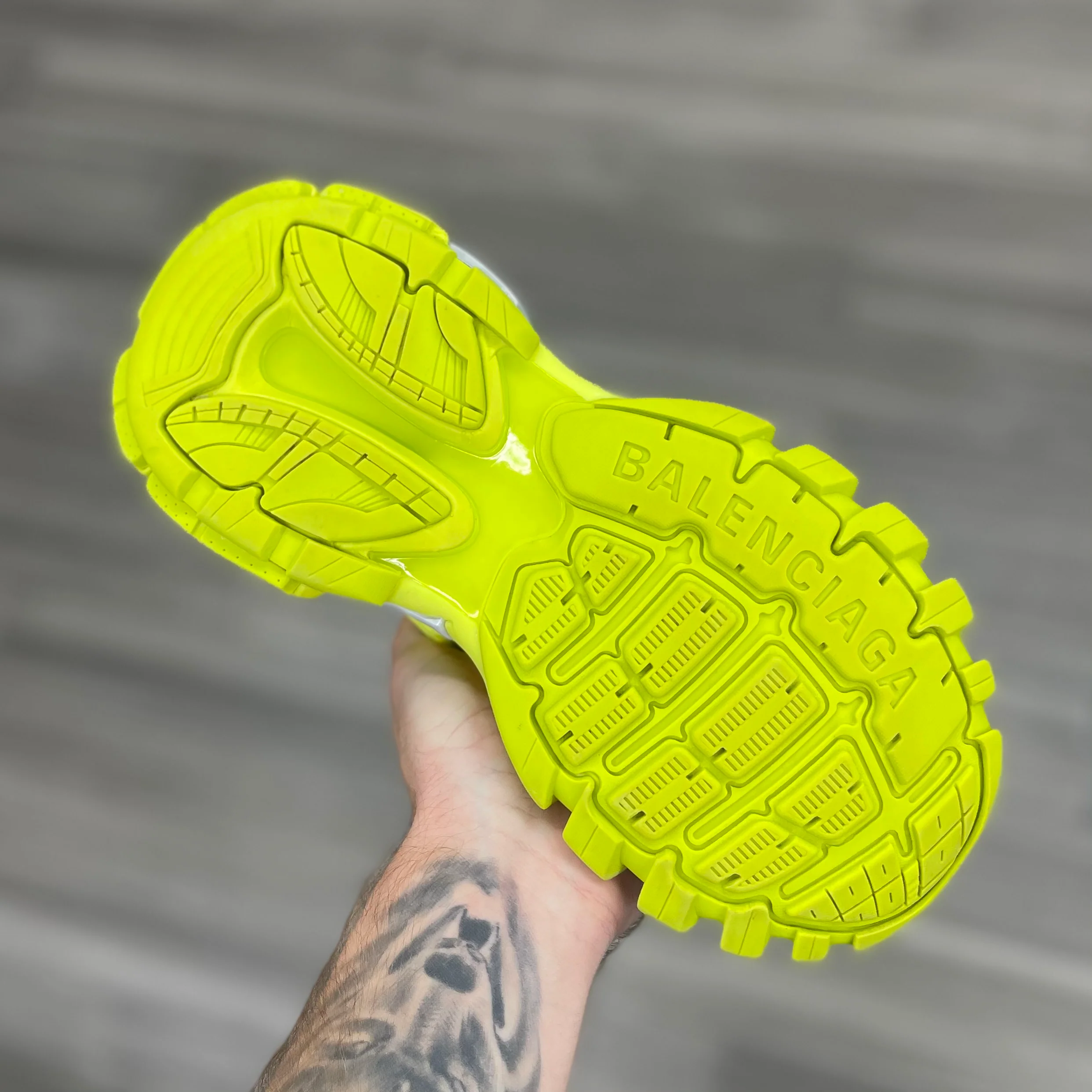 Track 2 “Fluo Yellow” - Image 5